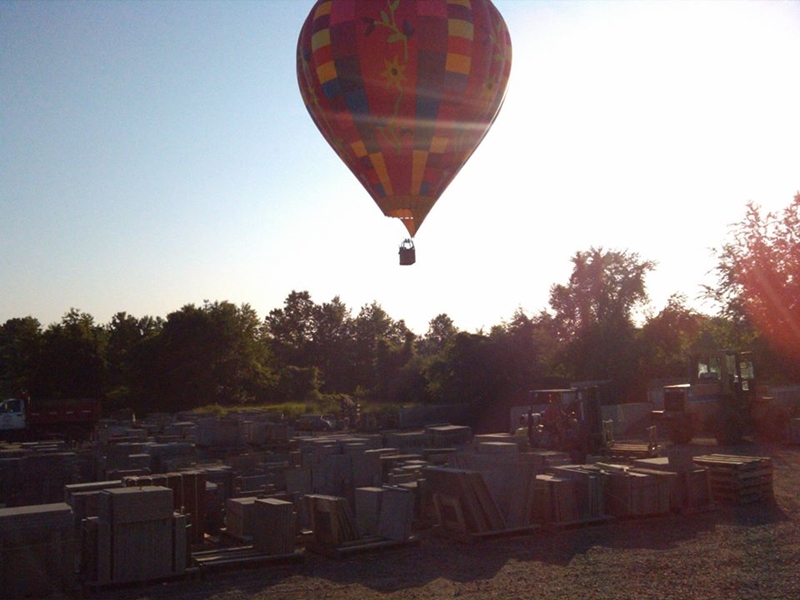 Hot air ballon am fly over