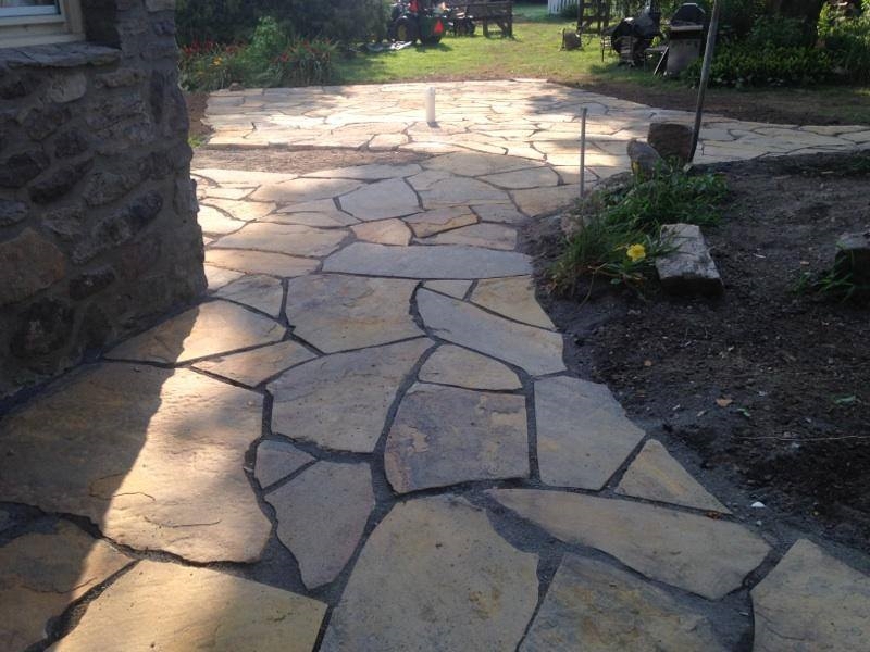 Stony Ridge Irregular Flagstone Patio Laid By